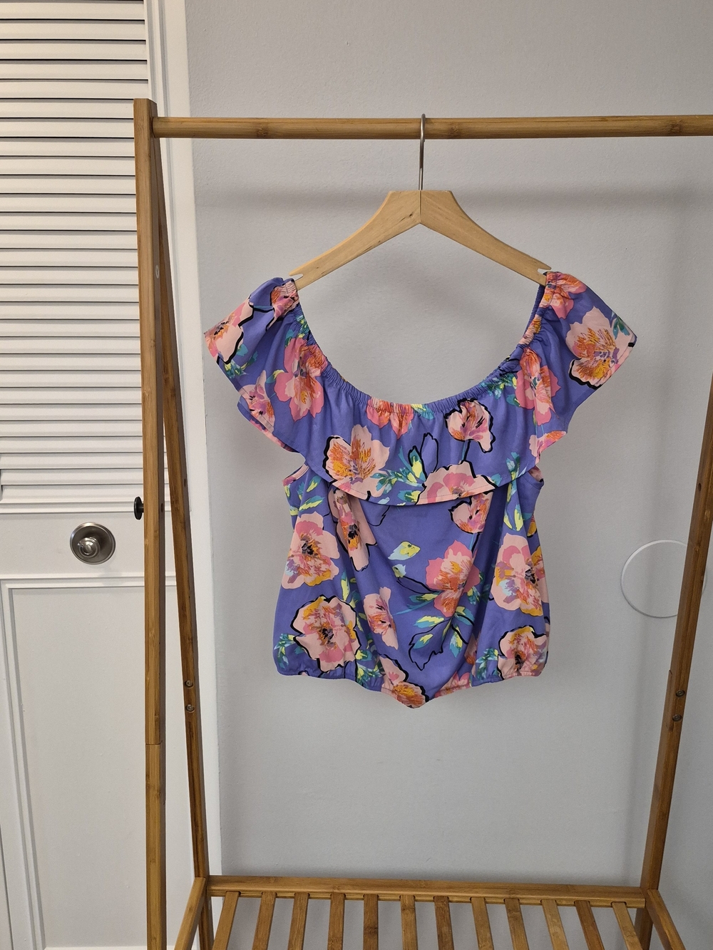 Arizona Jean Company Lavender Floral Off-Shoulder Top
